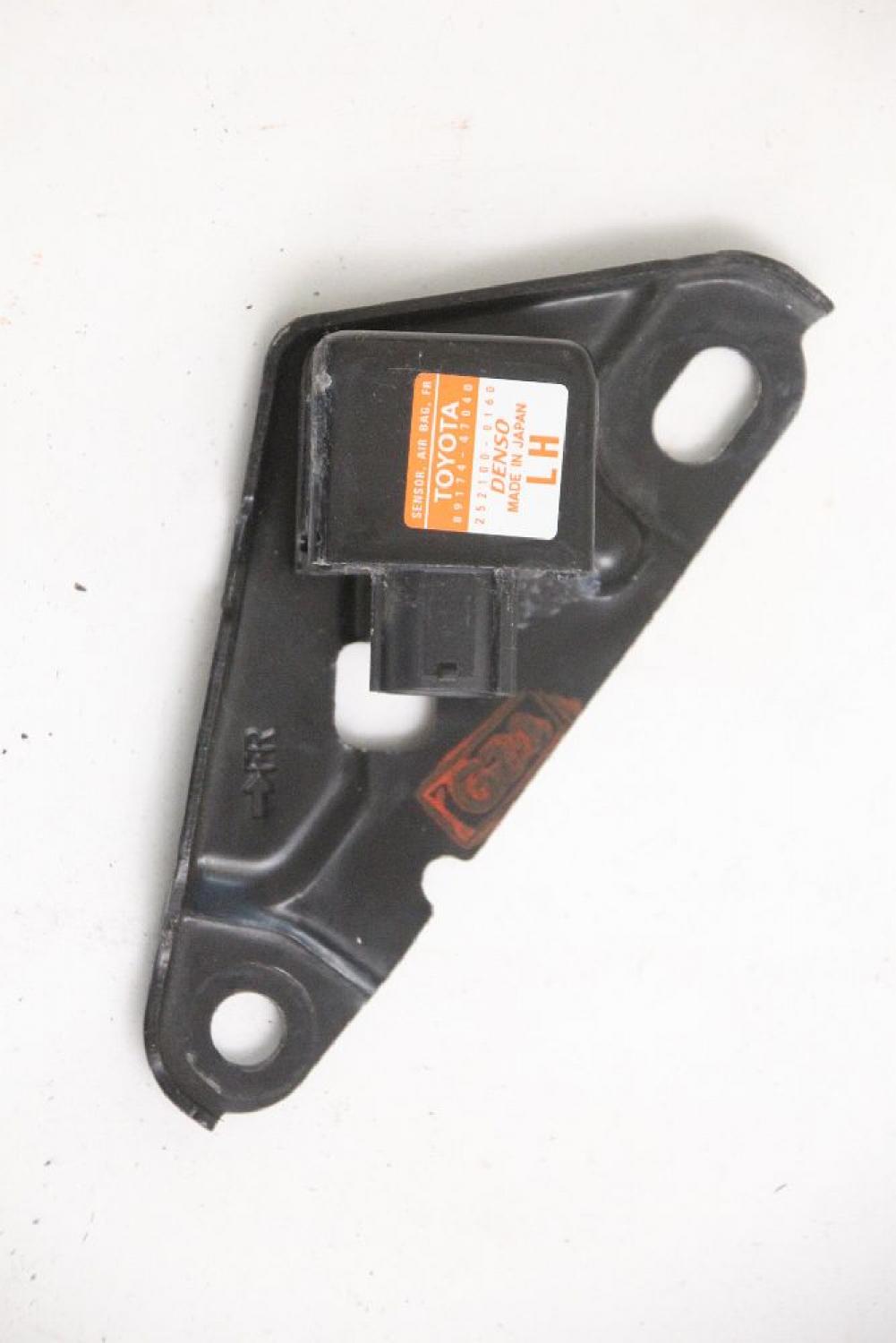 Airbag Sensor links 8917447040 Toyota PRIUS 2 NHW20