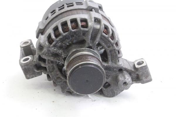 Stirndeckel Mercedes B-KLASSE W245 6400102235 2,0 80 KW 109 PS Diesel 08-2008 gebraucht 1