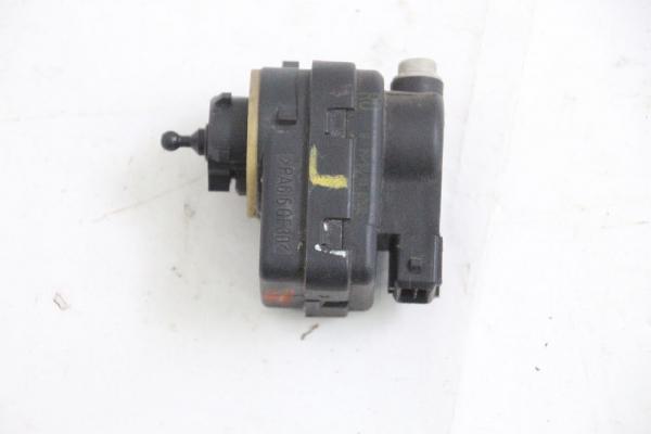 Stellmotor Scheinwerfer XBS100170L Land Rover FREELANDER 1 LN
