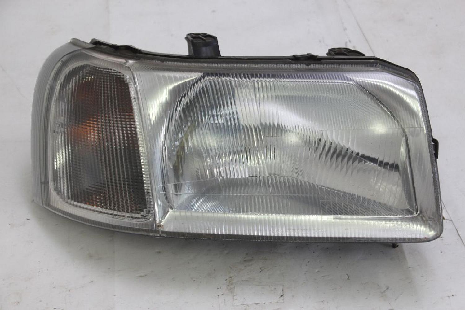 Scheinwerfer rechts XBC000300 Land Rover FREELANDER 1 LN