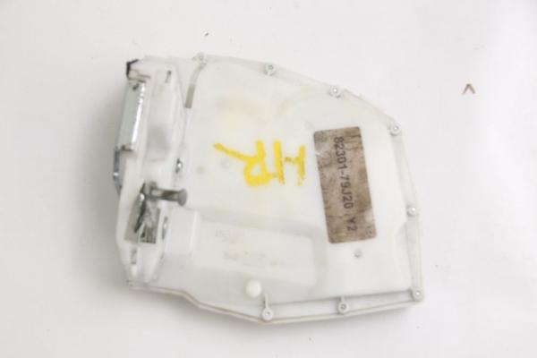 Türschloß hinten rechts 8230179J22 Suzuki SX4 EY GY