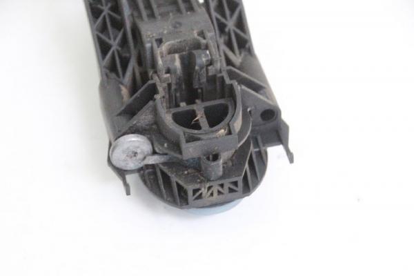 Türschloss vorn rechts Mazda 323 F BA BC6A58310 01-1996 gebraucht 3