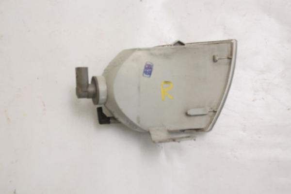 Blinker vorn rechts 6N0953050C VW POLO 3 6N