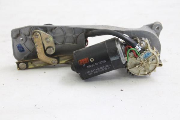 Scheibenwischermotor vorn 9390332374 Citroen ZX