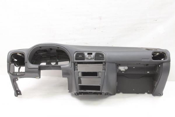 Armaturenbrett 30882637 Volvo V40