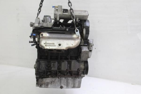 Motor Benzin Einspritzer 06A100105KX Audi A3 8L