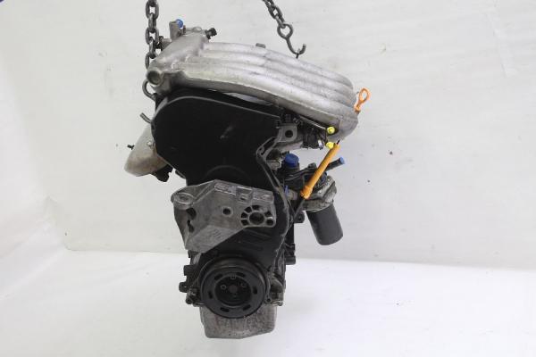 Motor Benzin Einspritzer 06A100105KX Audi A3 8L