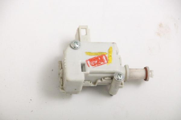 Stellmotor ZV Tankklappe 1J6810773A VW GOLF 4