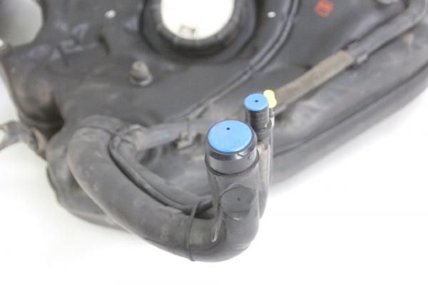 Kraftstofftank 2034707501 Mercedes CLK C209