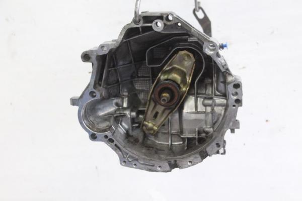 Getriebe 5 Gang 012300061DX VW PASSAT Variant 3B