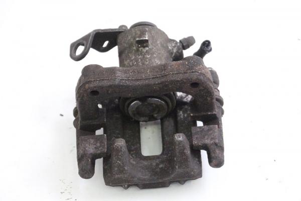 Anlasser Audi A4 B7 EC 1.6 75 KW 102 PS Benzin 10-2007 gebraucht 1