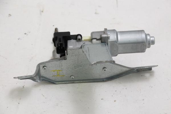 Scheibenwischermotor hinten DD1067450 Mazda 2 DE
