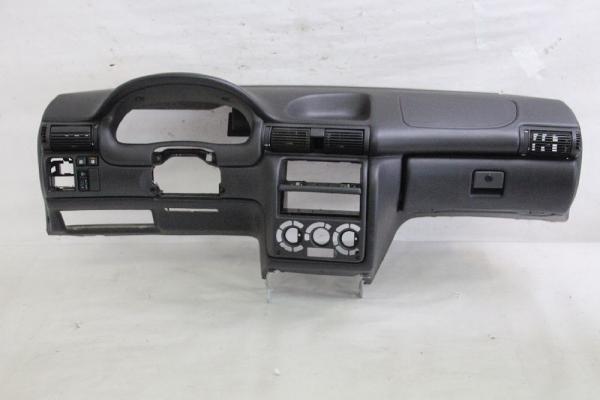 Armaturenbrett 90435884 Opel ASTRA F CC
