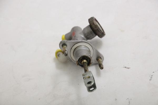 Kupplung - Geberzylinder 306105M00D Nissan X-TRAIL 1