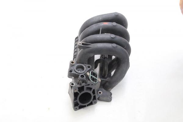 Ansaugkrümmer 1113066 Ford FOCUS 1 DAW