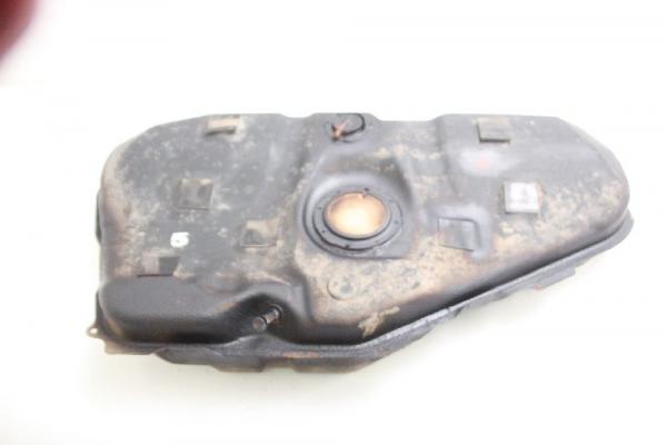 Kraftstofftank 770011A010 Toyota COROLLA VERSO E12