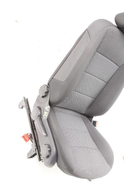 Sitz vorn rechts 1699100022 Mercedes A-KLASSE W169