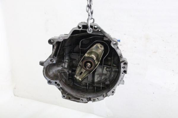 Getriebe 5 Gang 012300062 VW PASSAT Variant 3BG