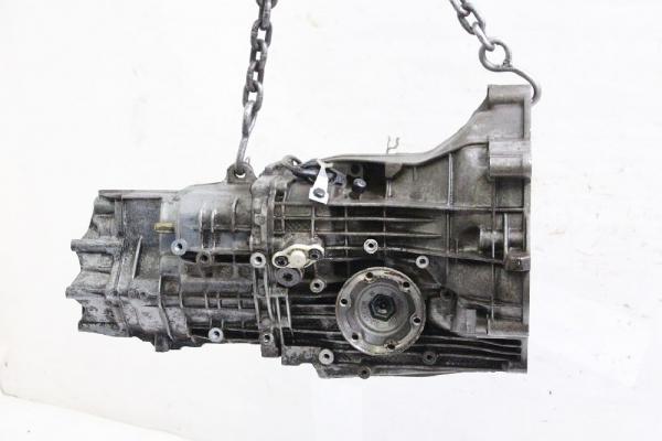 Getriebe 5 Gang 012300062 VW PASSAT Variant 3BG