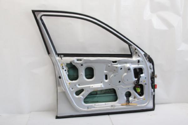 Tür vorn links 60596772 Alfa Romeo 166