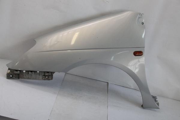 Kotflügel vorn links 7751474880 Renault SCENIC 1 JA