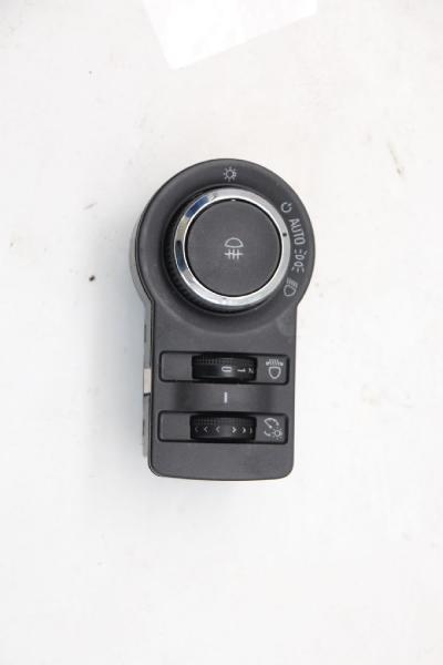 Schalter Licht 13268704 Opel ASTRA J Caravan