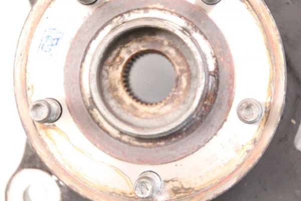 Achsschenkel vorn links 13319480 Opel ASTRA J Caravan