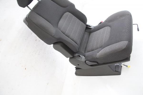 Sitz vorn rechts 87400EB060 Nissan PATHFINDER R51