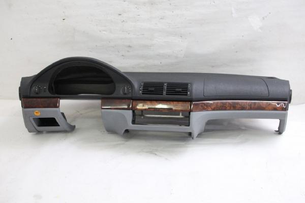 Armaturenbrett 51457143393 BMW 5er E39