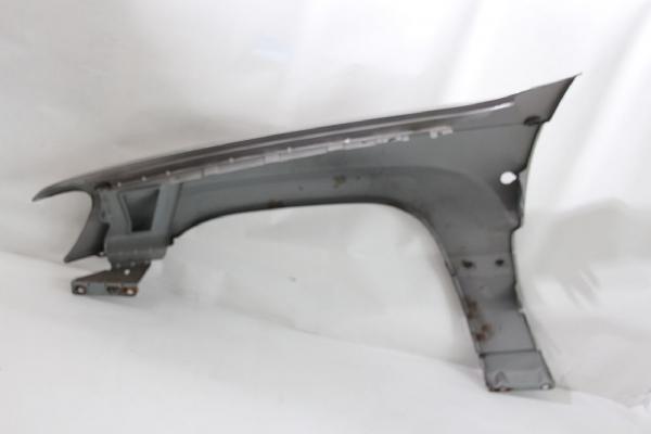Kotflügel vorn rechts 55136582AB Jeep GRAND CHEROKEE 2 WJ