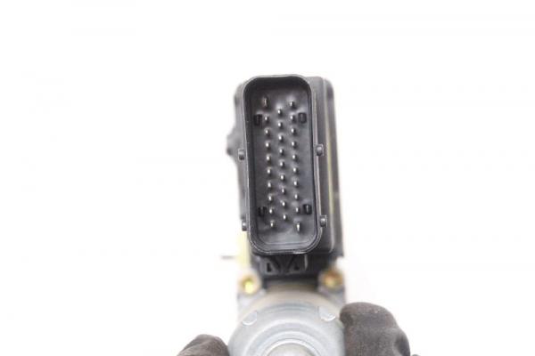 Fensterheber-Motor vorn rechts 0130821694 VW PASSAT 3B