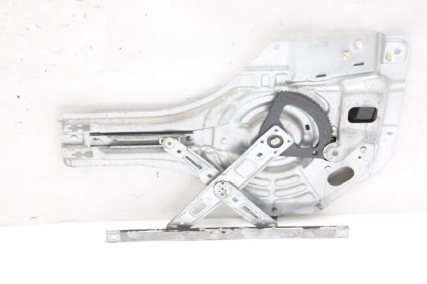 Fensterheber elektrisch hinten rechts 834062E000 Hyundai TUCSON 1
