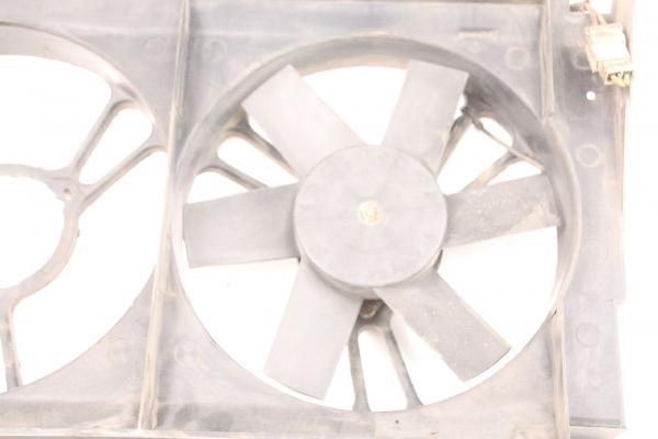 Kraftstofftank Nissan PICK UP D22 HALTERUNG  KW  PS Diesel 10-2003 gebraucht 2