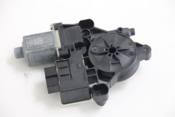 Fensterheber-Motor hinten links 0130822695 VW GOLF 7