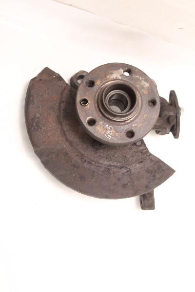Achsschenkel vorn links 7D0407257A VW T4 Kasten