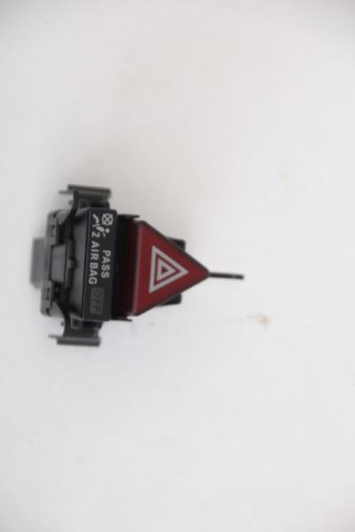 Schalter Warnblink 1698203610 Mercedes B-KLASSE W245