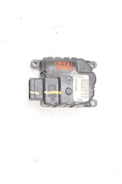 Stellmotor Heizung 929585PD Jeep GRAND CHEROKEE 3 WH WK