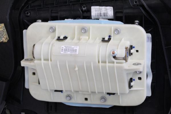 Armaturenbrett 681002517R Renault MEGANE 3 BZO