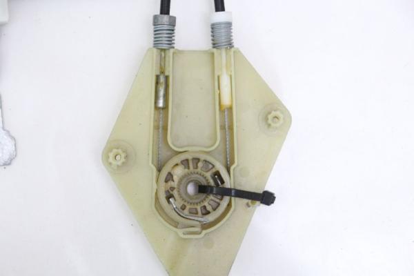 Fensterheber elektrisch hinten links 827210003R Renault MEGANE 3 BZO