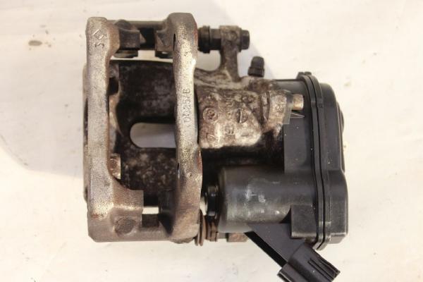 Antriebswelle vorn rechts Nissan PATHFINDER R51 39100EB310 ohne Aussengelenk ABS gebraucht 2