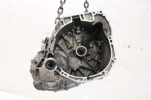 Getriebe 6 Gang 320108729R Renault MEGANE 3 BZO