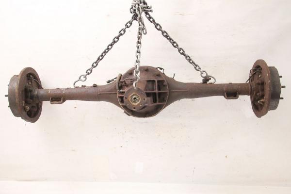 Achse hinten MR296227 Mitsubishi L 200 3 K74T