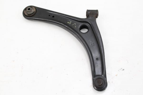 Querlenker vorn rechts 4013A010 Mitsubishi LANCER 8 CX