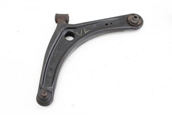 Querlenker vorn links 4013A009 Mitsubishi LANCER 8 CX