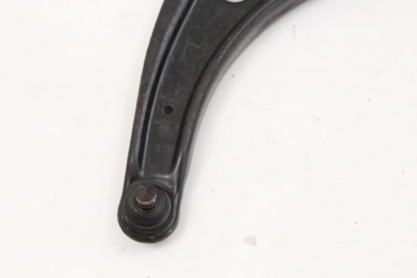 Querlenker vorn links 4013A009 Mitsubishi LANCER 8 CX