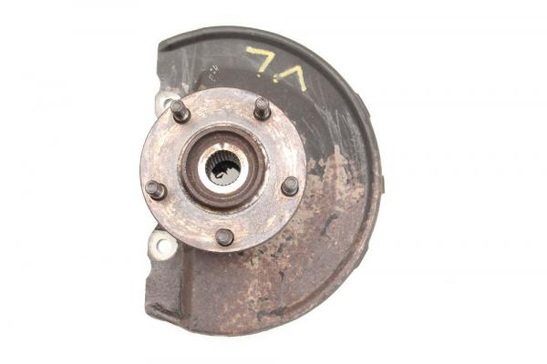 Achsschenkel vorn links 3870A011 Mitsubishi LANCER 8 CX