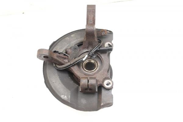 Achsschenkel vorn links 3870A011 Mitsubishi LANCER 8 CX