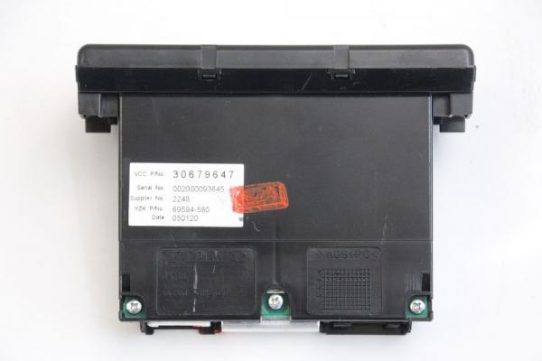 Display 30679647 Volvo V50