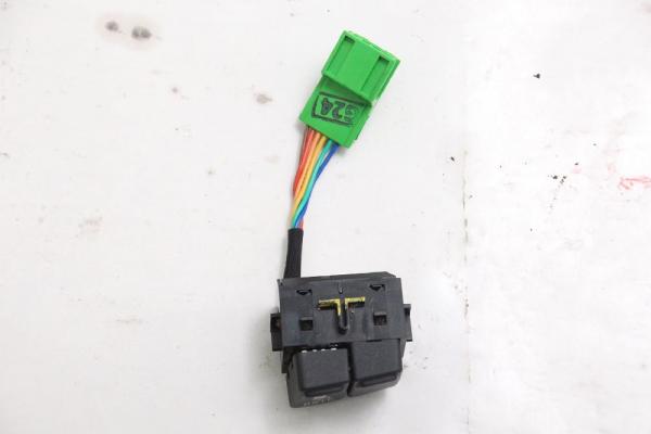 Schalter ESP 8691530 Volvo V50