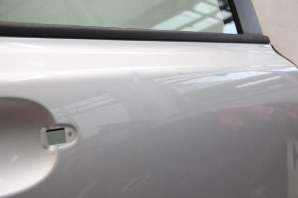 Tür hinten rechts 31250166 Volvo V50